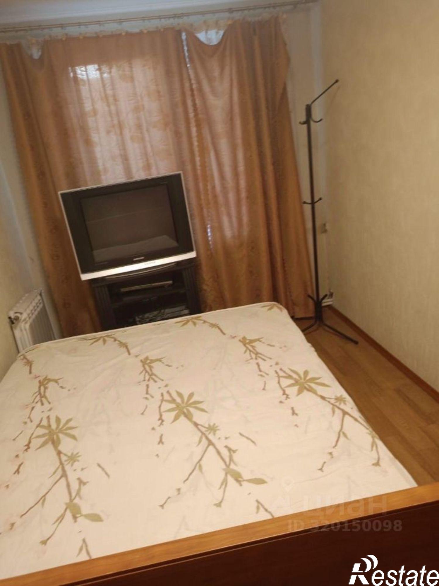 Сдать дачу, дом, коттедж за 23 000 рублей на пр-кт Славы, 176