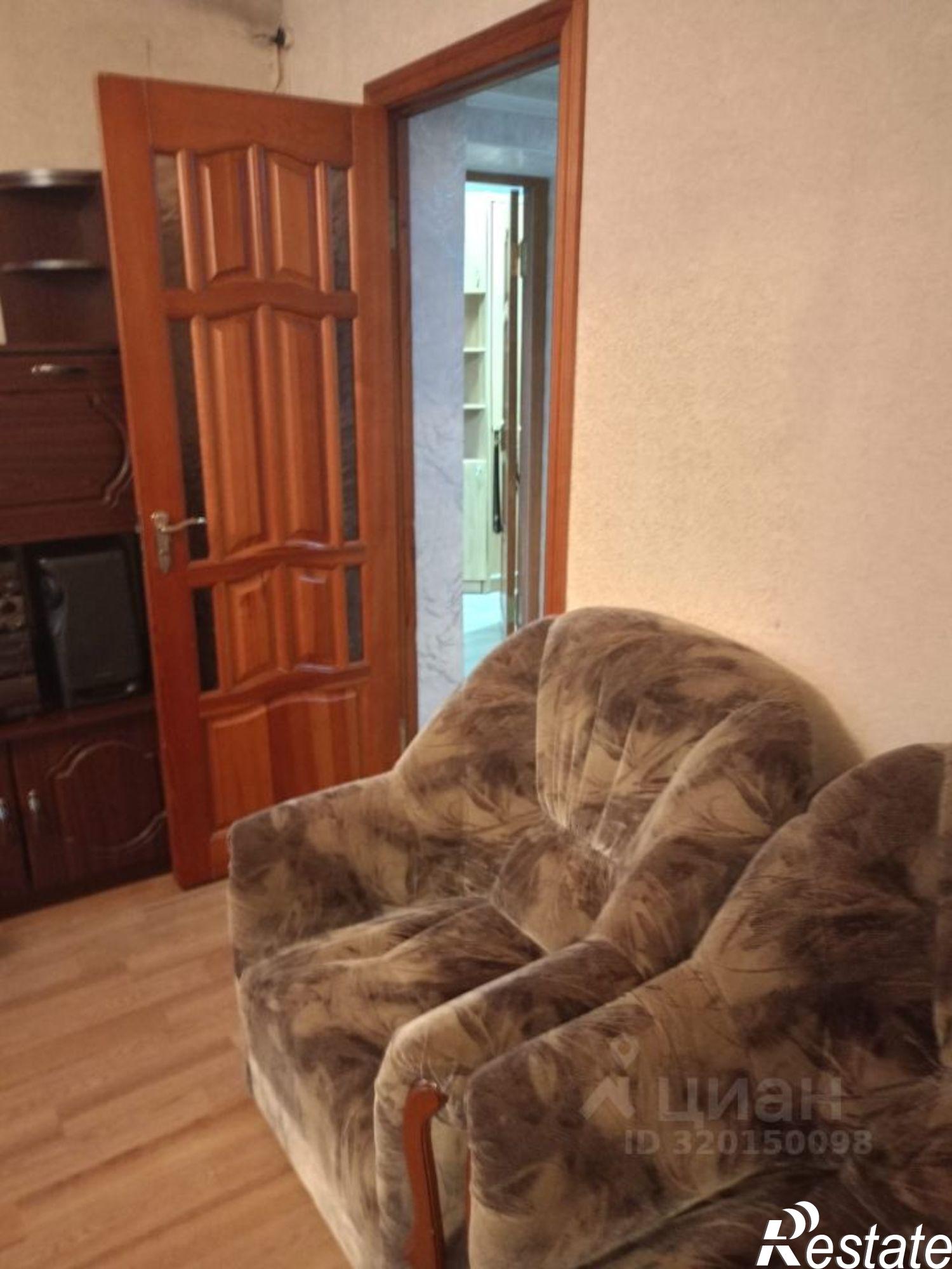 Сдать дачу, дом, коттедж за 23 000 рублей на пр-кт Славы, 176