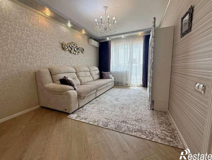 3-комн квартира Буденного улица, 13