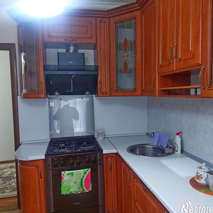 3-комн квартира Есенина улица, 50