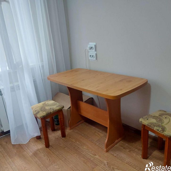 3-комн квартира Есенина улица, 50