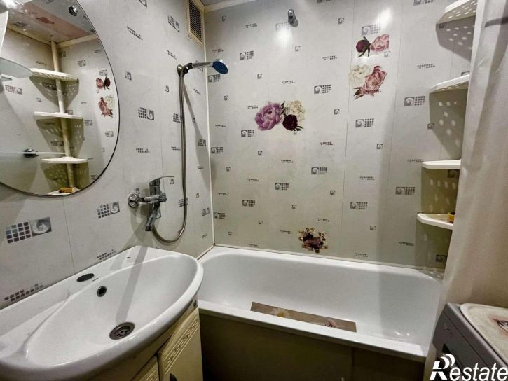 1-комн квартира Есенина улица, 40