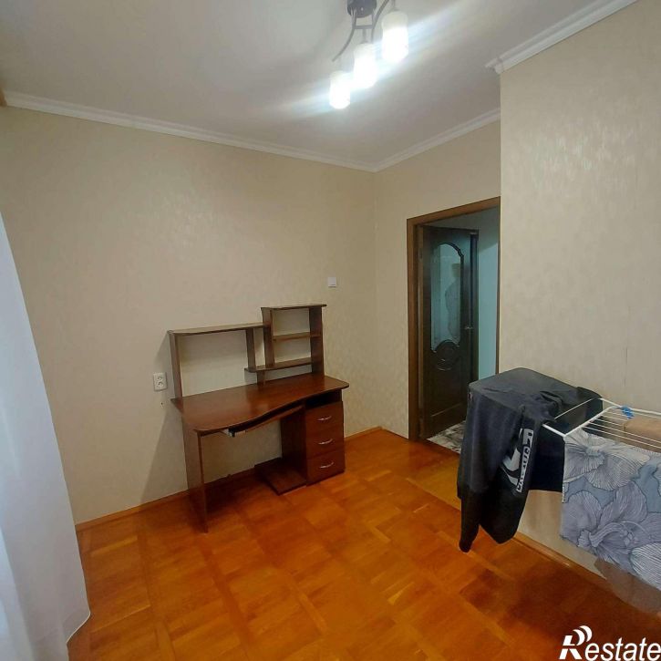 3-комн квартира Есенина улица, 50