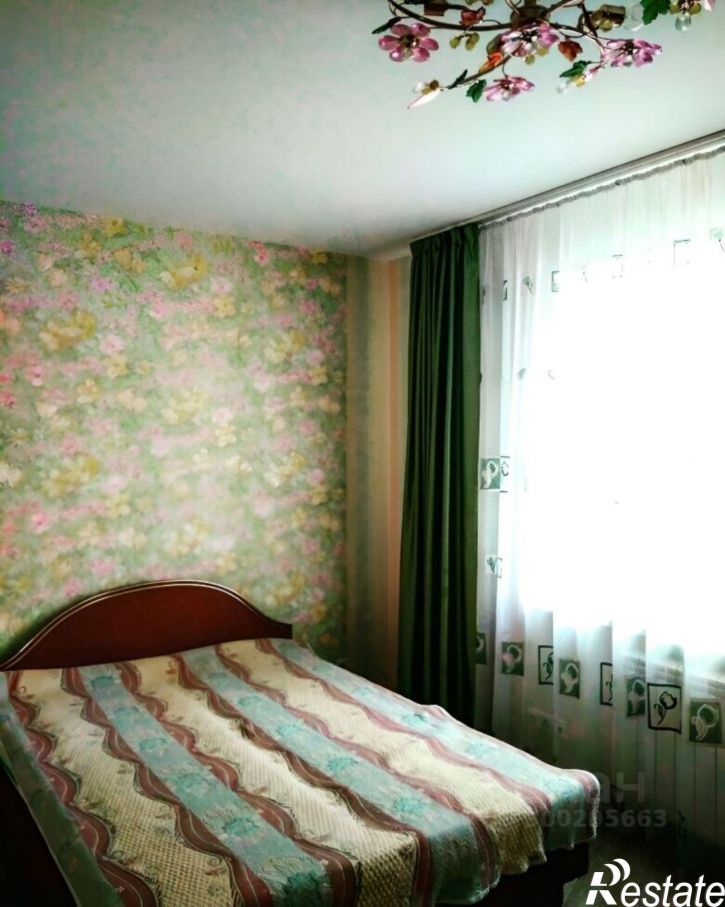 3-комн квартира ул Шаландина, 2,  д. 2