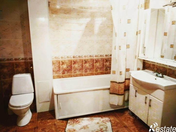 3-комн квартира ул Шаландина, 2,  д. 2