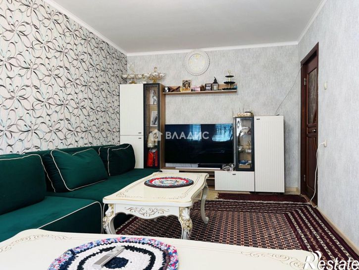 3-комн квартира Народный б-р, 63а,  д. 63а
