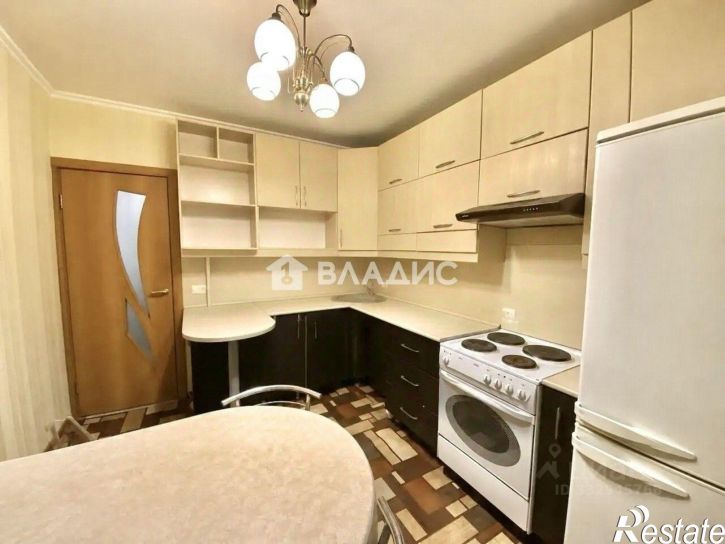 3-комн квартира Белгород, улица Николая Чумичова, 70