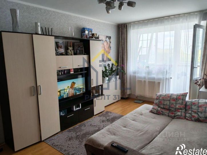 1-комн квартира улица Есенина, 50В,  д. 50В