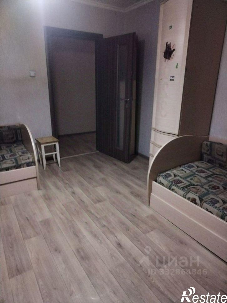 2-комн квартира пр-кт Б.Хмельницкого, 127,  д. 127