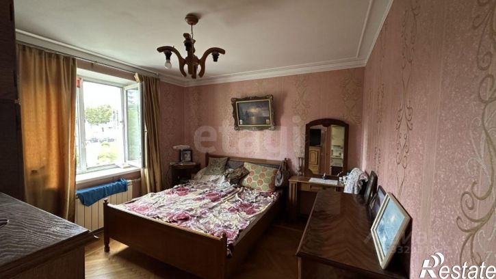 3-комн квартира ул Костюкова, 32,  д. 32