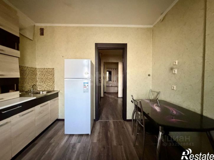 2-комн квартира ул Есенина, 8а,  д. 8а