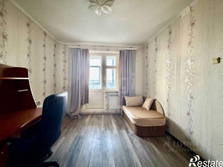 2-комн квартира ул Есенина, 8а,  д. 8а