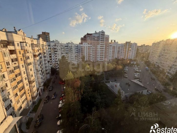 2-комн квартира ул Есенина, 8а,  д. 8а