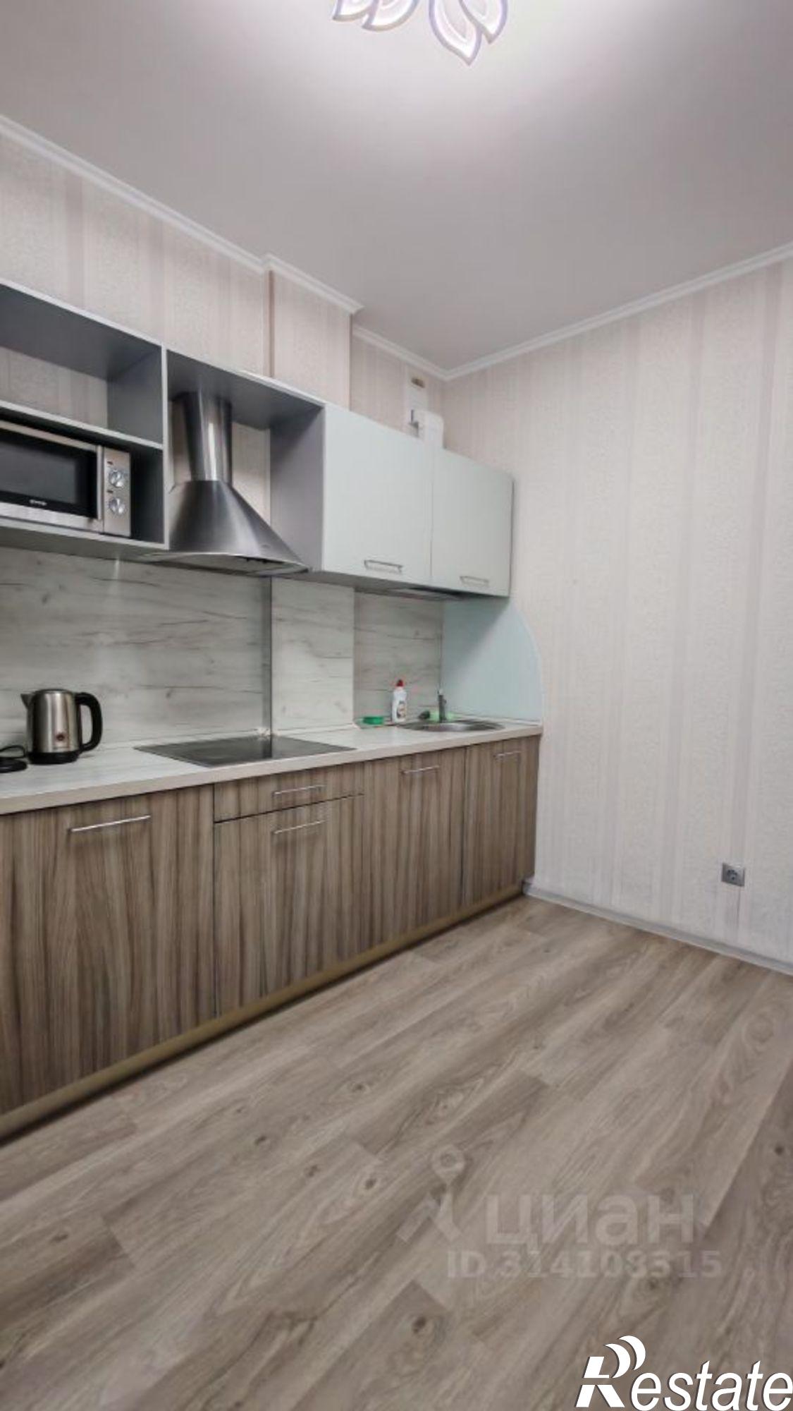 Сдать квартиру за 30 000 рублей на ул Костюкова, 12а