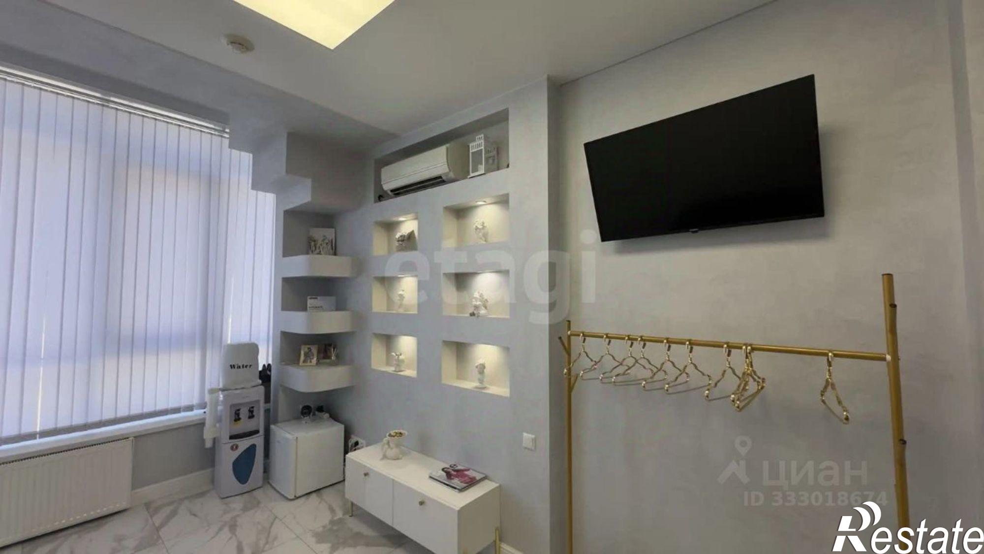 Купить офис, помещение под офис за 4 700 020 рублей на Гражданский пр-кт, 18