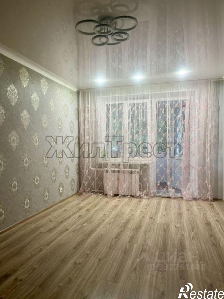 2-комн квартира ул Есенина, 20,  д. 20
