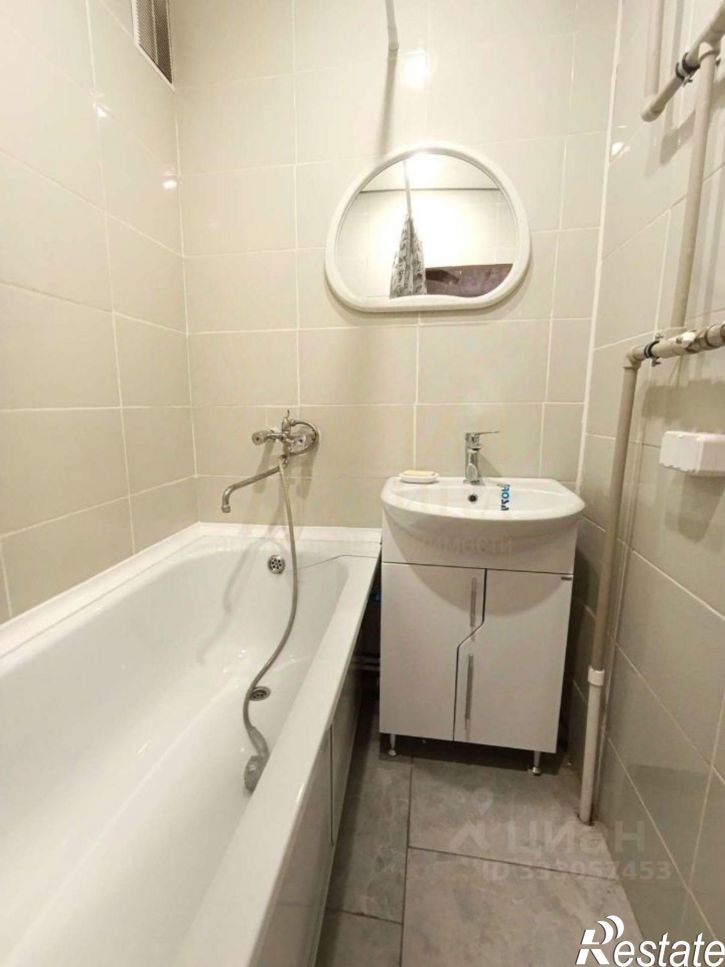 2-комн квартира ул 5 Августа, 20а,  д. 20а
