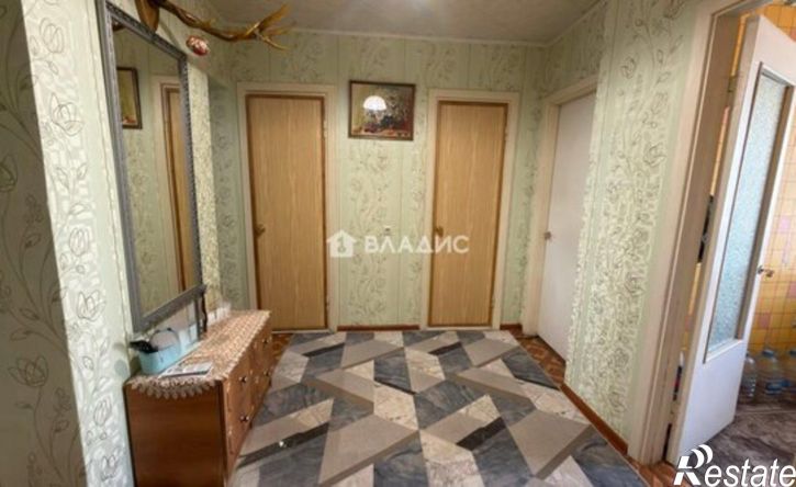 3-комн квартира пр-кт Б.Хмельницкого, 156,  д. 156