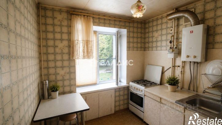 3-комн квартира ул 5 Августа, 4,  д. 4
