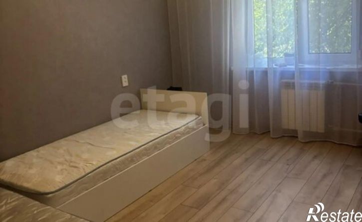 3-комн квартира ул Есенина, 16,  д. 16
