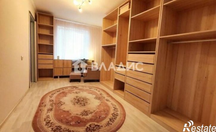 3-комн квартира б-р 1 Салюта, 9,  д. 9