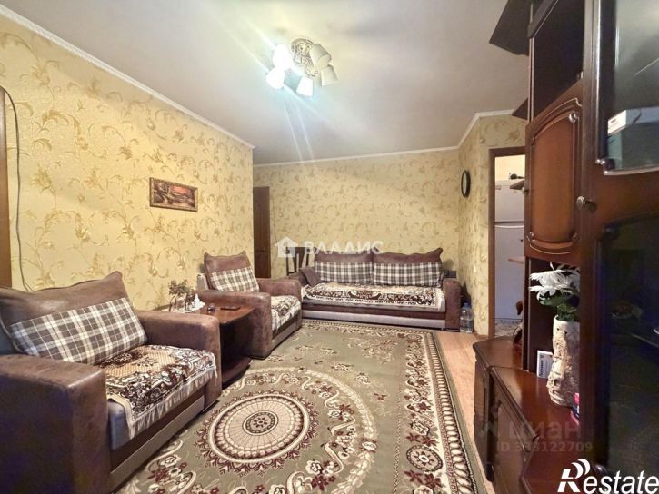 3-комн квартира ул Шершнева, 11,  д. 11