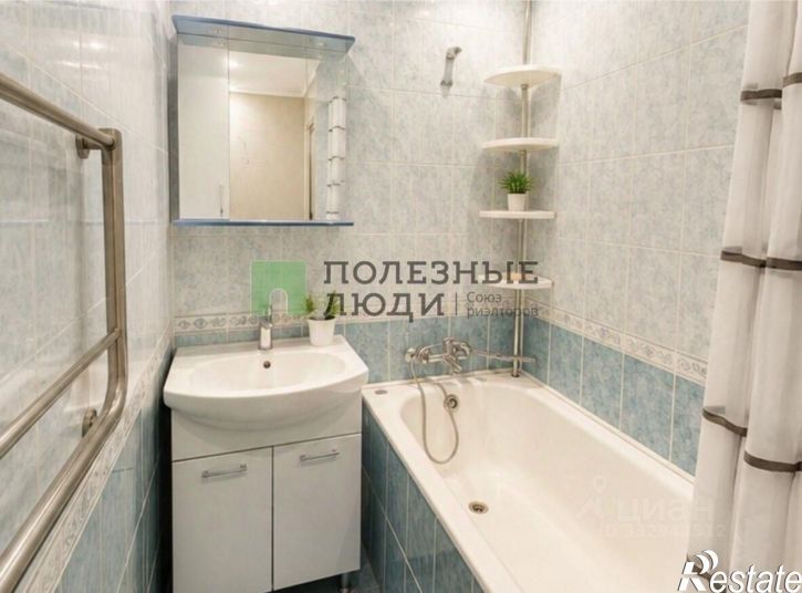 1-комн квартира б-р Юности, 1,  д. 1