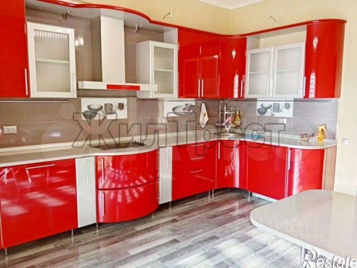 3-комн квартира ул Победы, 124,  д. 124