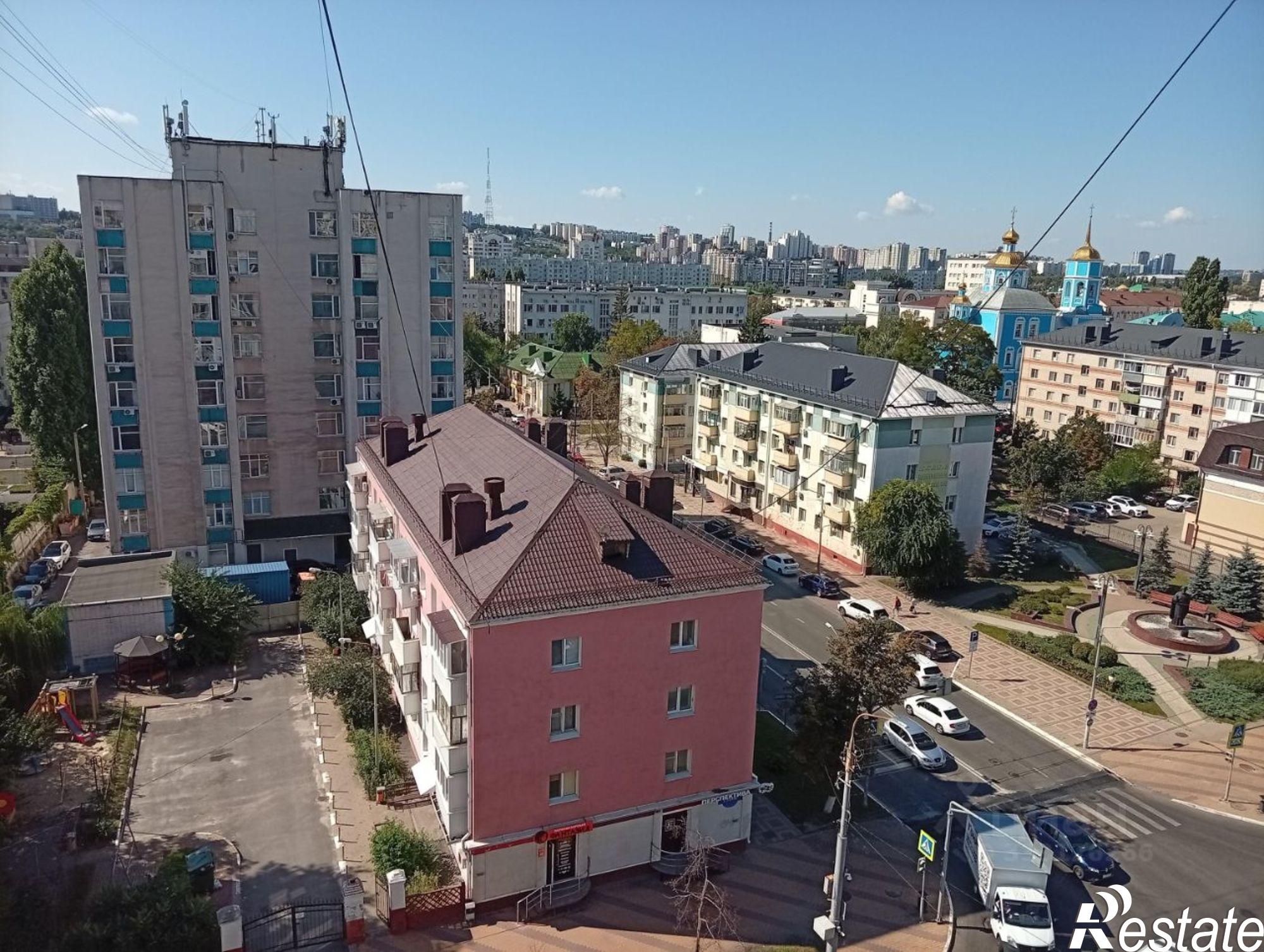 Купить квартиру за 10 000 000 рублей на пр-кт Славы, 36