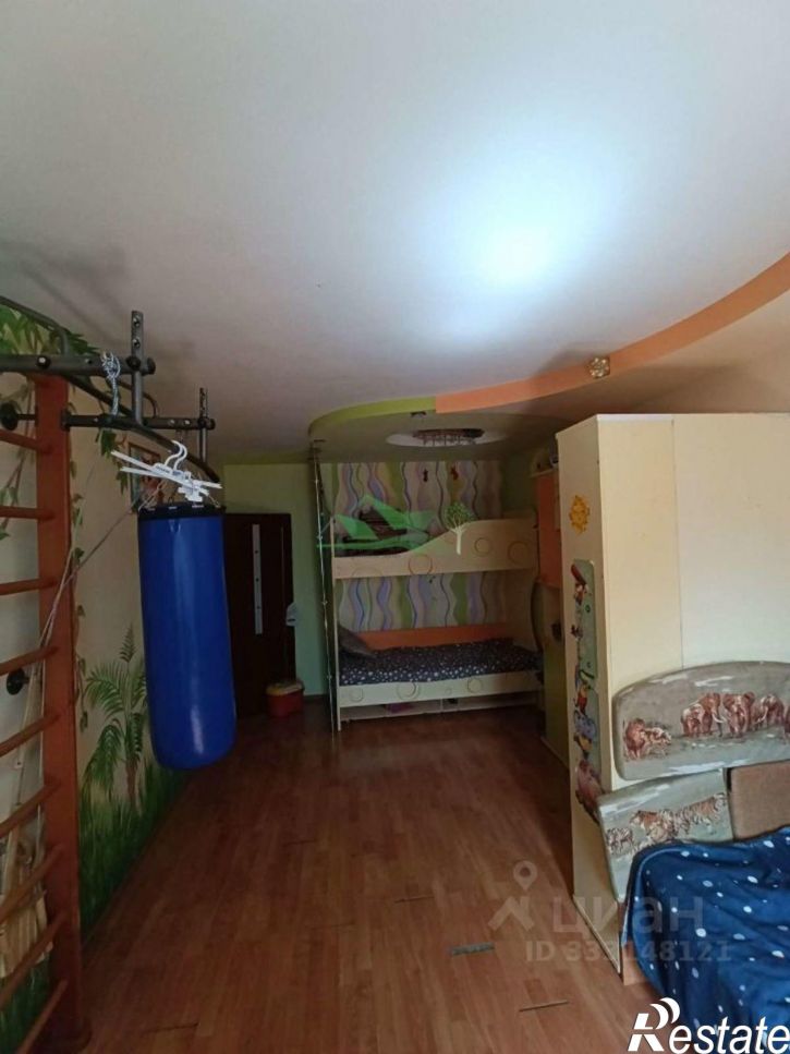 2-комн квартира ул Есенина, 40,  д. 40