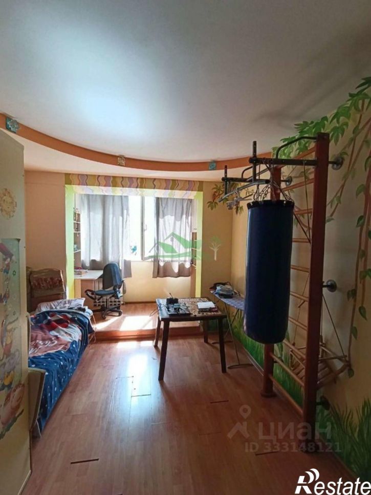 2-комн квартира ул Есенина, 40,  д. 40