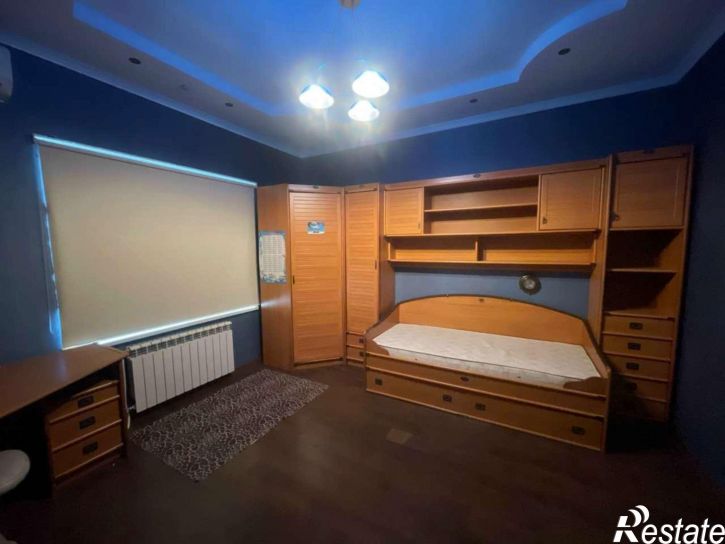 3-комн квартира Победы улица, 124