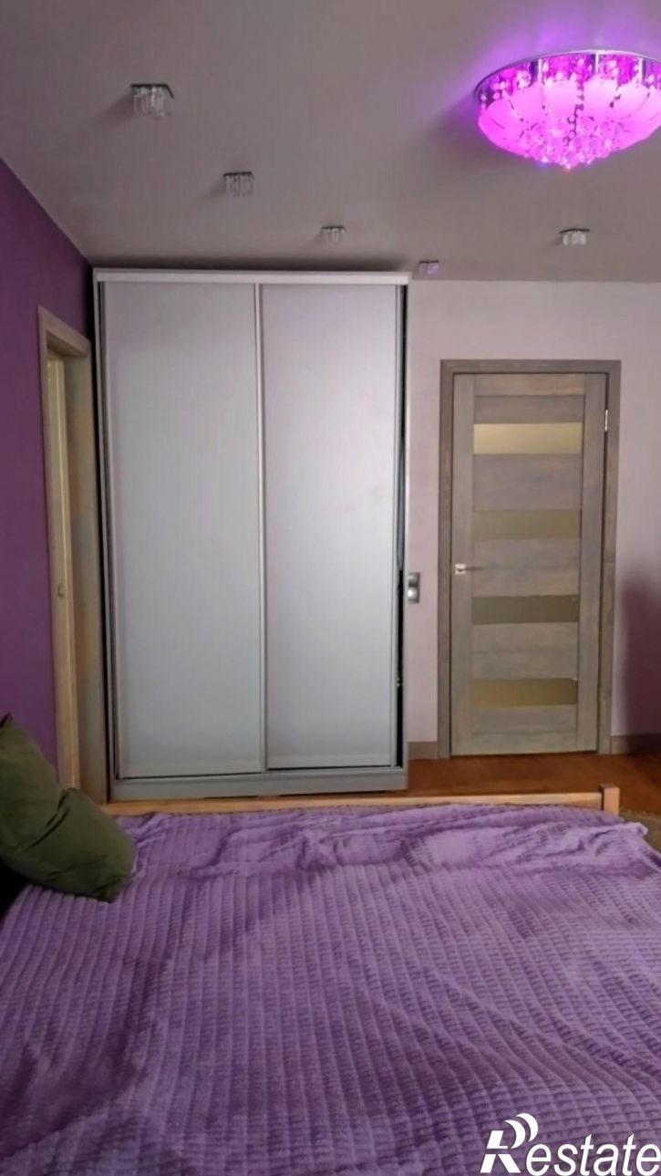 2-комн квартира Попова улица, 100