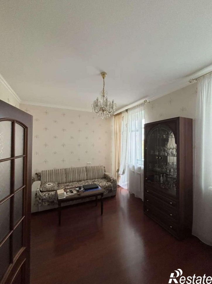 3-комн квартира Костюкова улица, 36А
