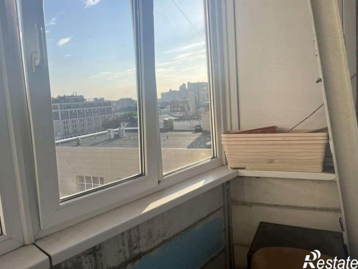 3-комн квартира Славы проспект, 44А