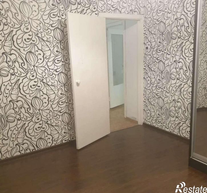 2-комн квартира Есенина улица, 26
