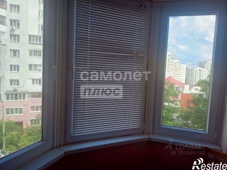 1-комн квартира б-р Юности, 1,  д. 1