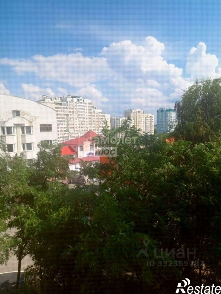 1-комн квартира б-р Юности, 1,  д. 1