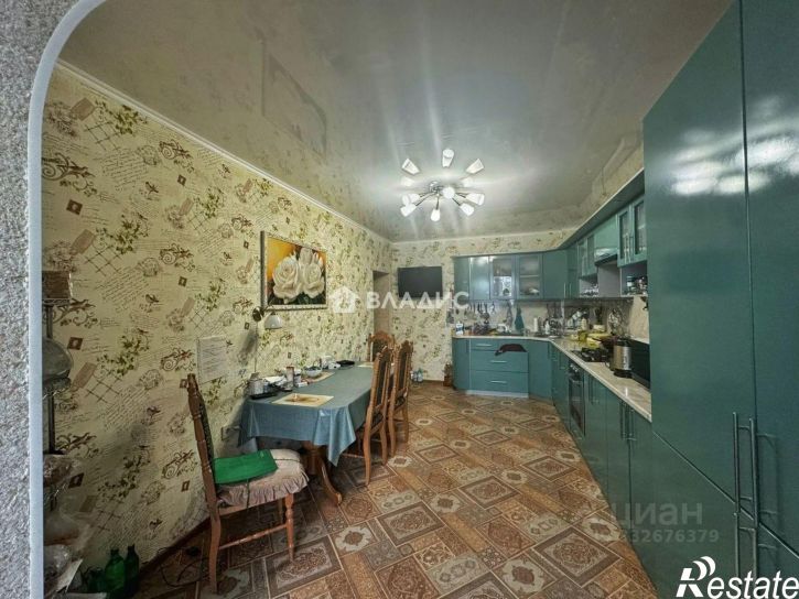 3-комн квартира б-р Юности, 23,  д. 23