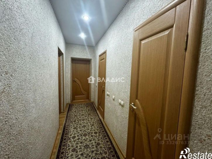 3-комн квартира б-р Юности, 23,  д. 23