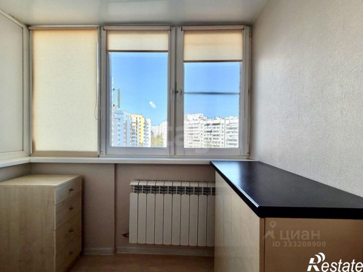 3-комн квартира ул Есенина, 8а,  д. 8а