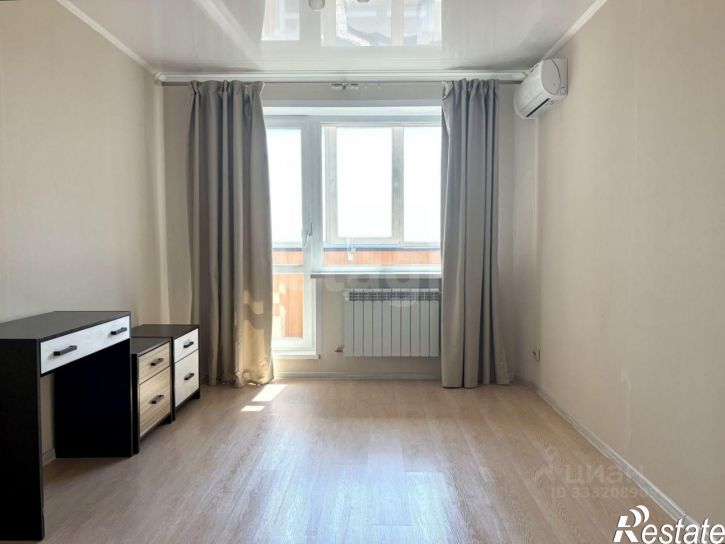 3-комн квартира ул Есенина, 8а,  д. 8а
