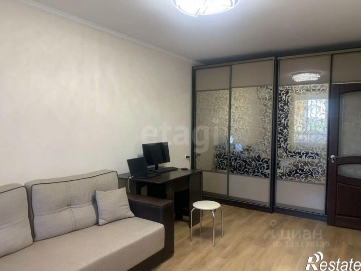 2-комн квартира ул Есенина, 50б,  д. 50б