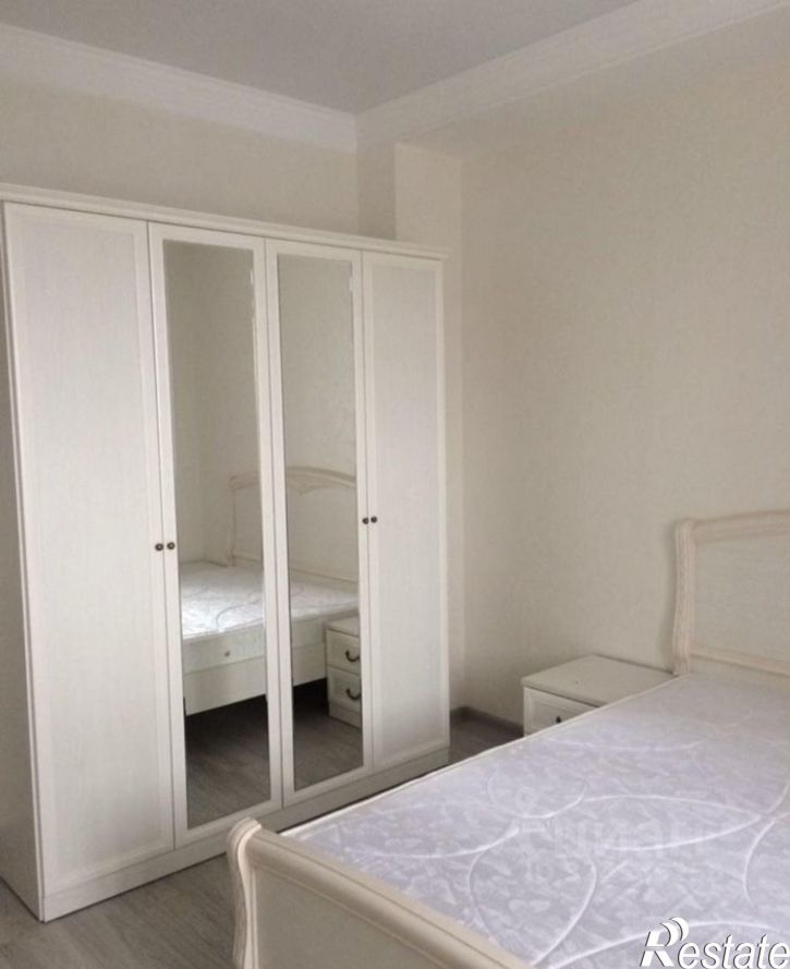 2-комн квартира Свято-Троицкий б-р, 38,  д. 38