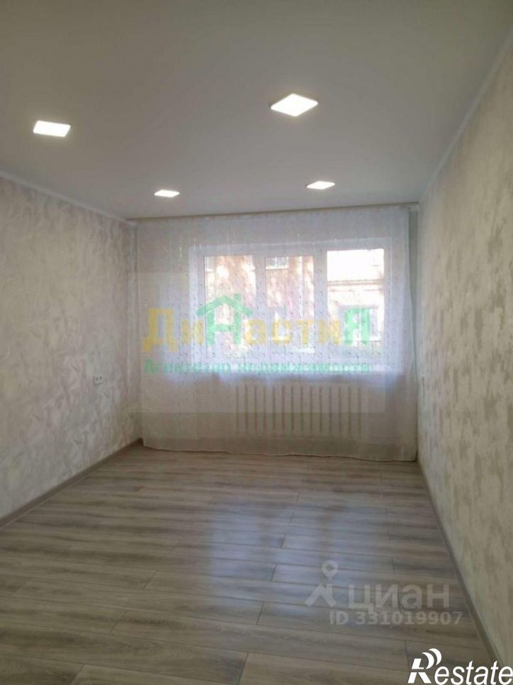 2-комн квартира пр-кт Славы, 21а,  д. 21а