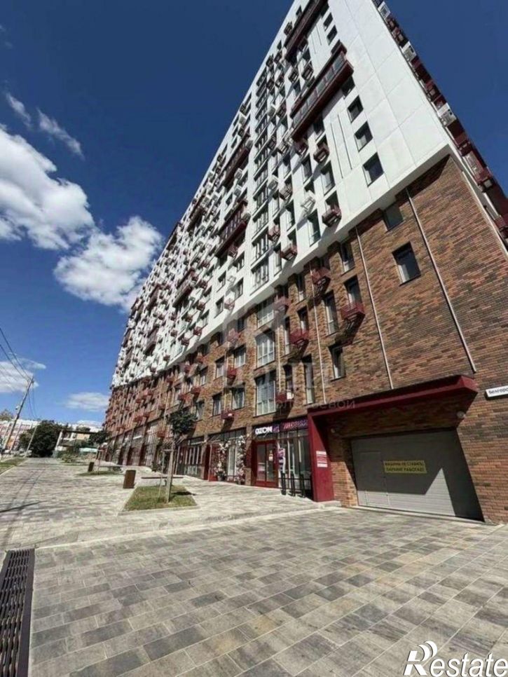 3-комн квартира ул Белгородского полка, 80,  д. 80