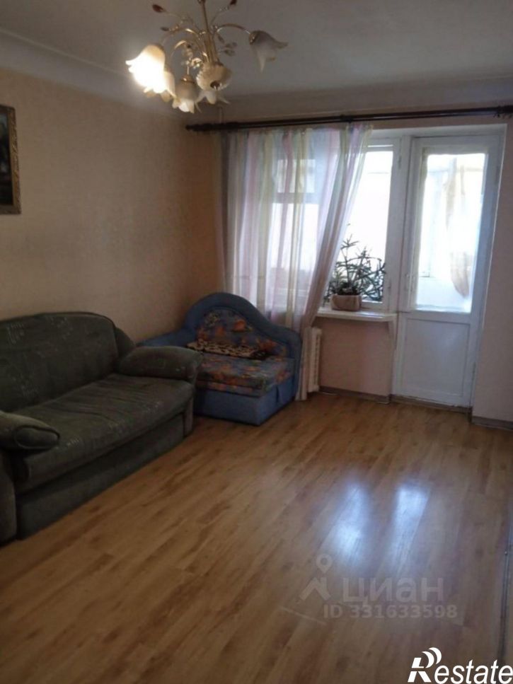 3-комн квартира пр-кт Славы, 20,  д. 20
