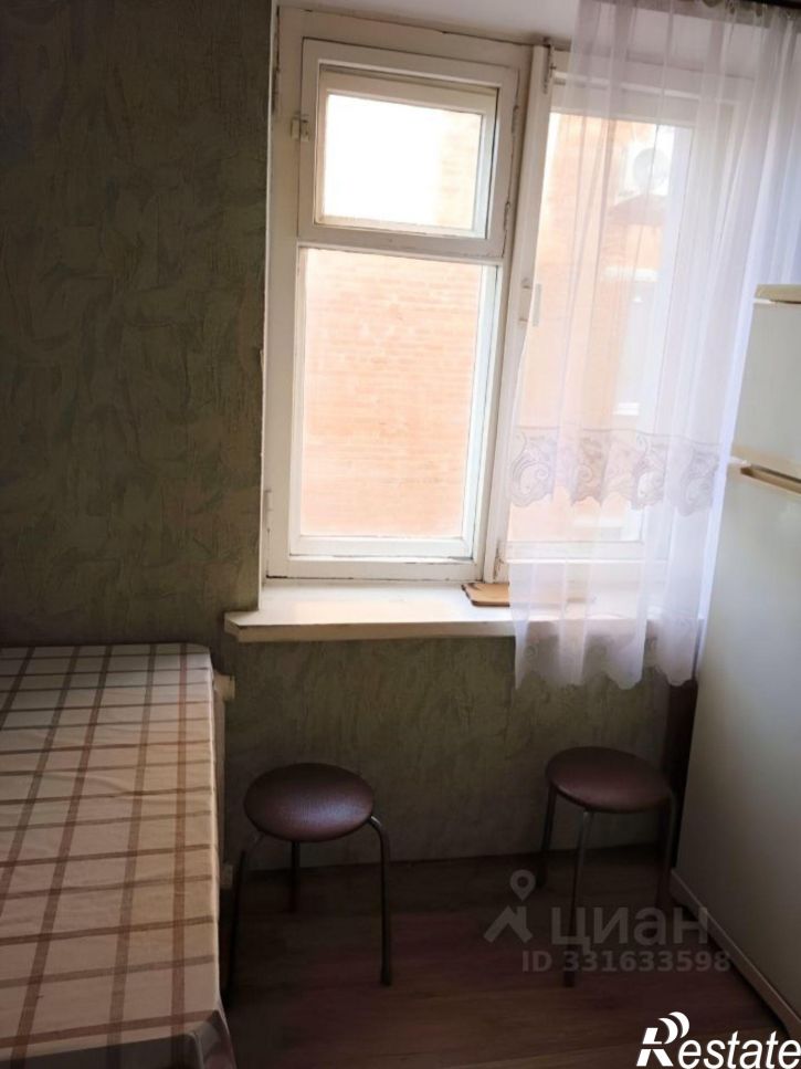3-комн квартира пр-кт Славы, 20,  д. 20