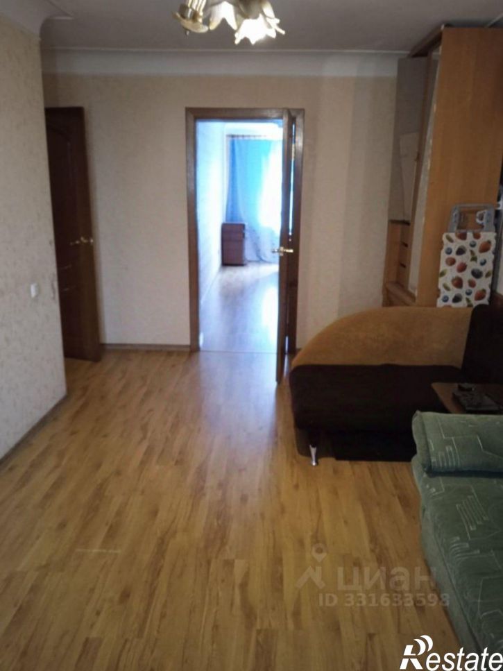 3-комн квартира пр-кт Славы, 20,  д. 20
