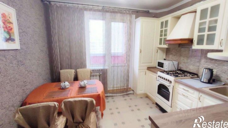 3-комн квартира ул Есенина, 44а,  д. 44а